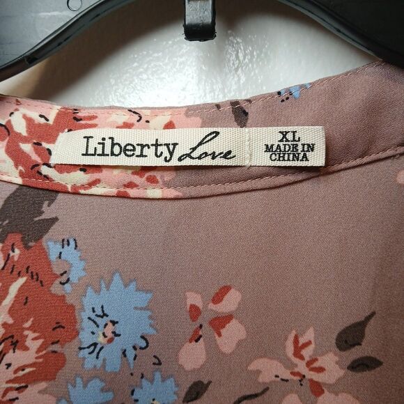 Liberty Love Floral Print Blouse – Women’s XL – 3/4 Sleeve - Picture 2 of 7
